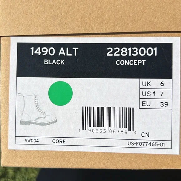 Dr. Martens Size 8 1490 Alt Matte Black Boots - Picture 10 of 10